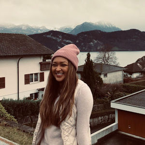 Meet your Posher, Yvonne